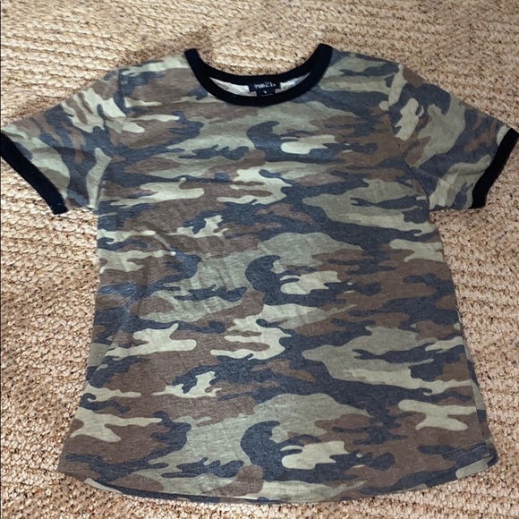 RUE21 CAMO TOP - Picture 1 of 1